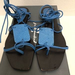 7 For All Mankind Blue cut snake/blue Napa